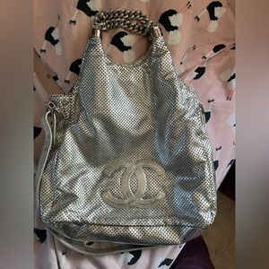 Chanel Metallic Silver Perforated Leather Large Rodeo Drive Hobo